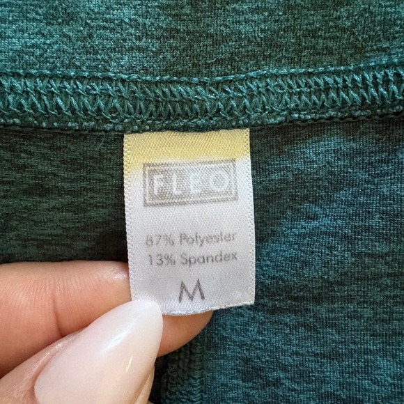 FLEO Teal Heathered Athletic Booty Shorts Size Med Gym Workout Crossfit Lifting - Picture 4 of 8